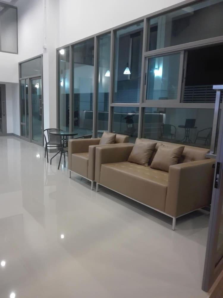 Ud House Aparthotel Udon Thani Exterior photo