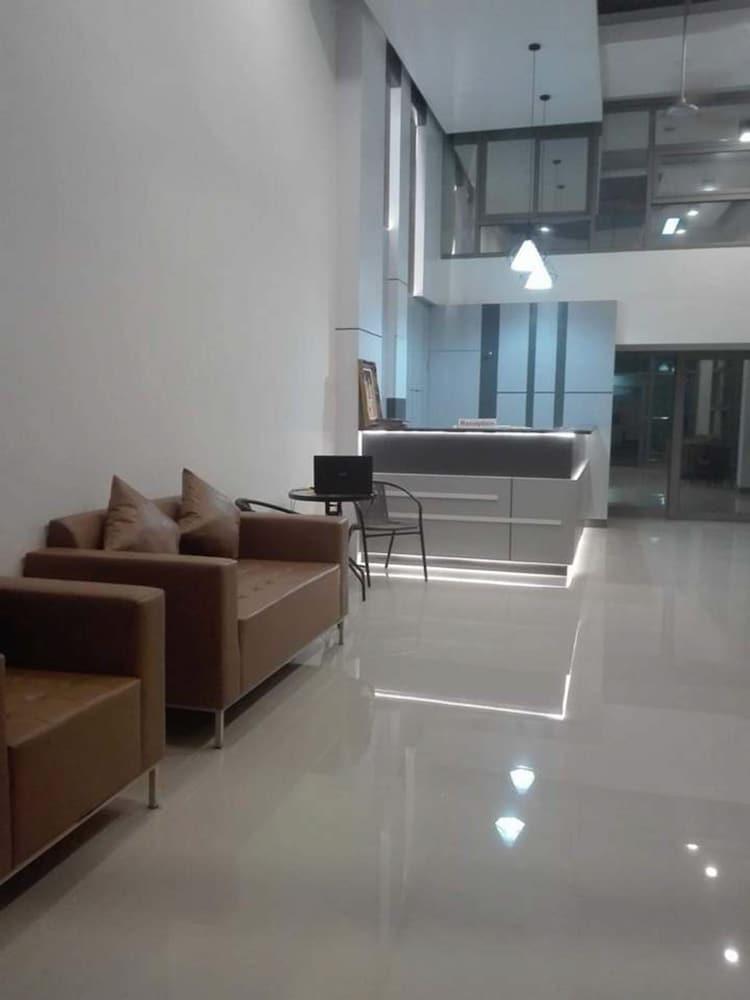 Ud House Aparthotel Udon Thani Exterior photo